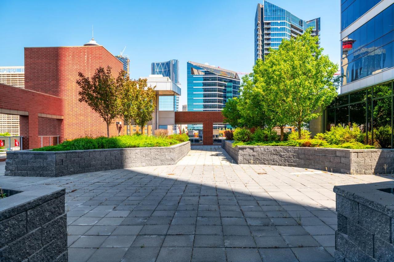 Stylish Downtown Condos By Globalstay Calgary Bagian luar foto