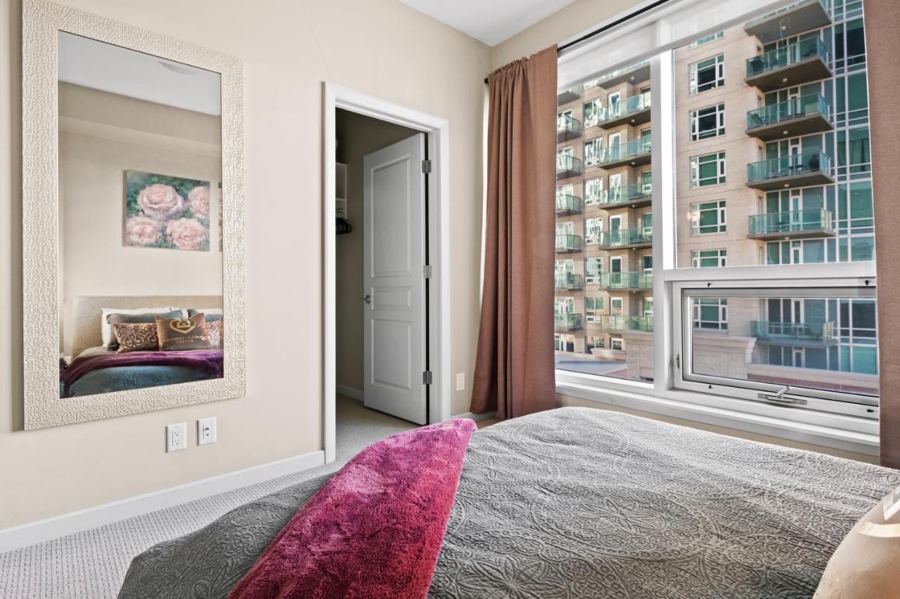 Stylish Downtown Condos By Globalstay Calgary Bagian luar foto