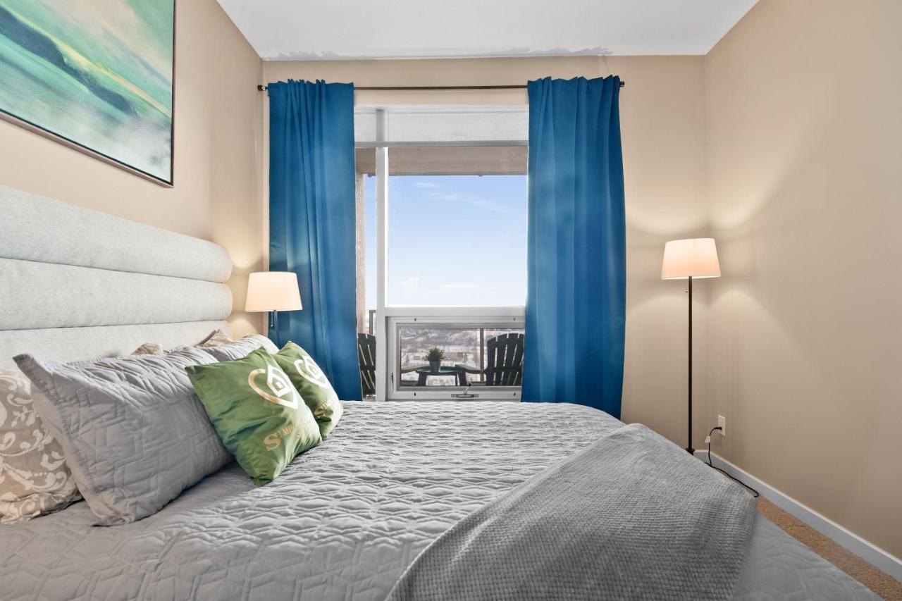 Stylish Downtown Condos By Globalstay Calgary Bagian luar foto